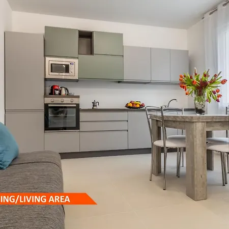 דירה Gigi House -appartamento Piazza Mazzini- 200m Dal Mare *