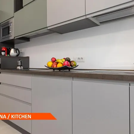 דירה Gigi House -appartamento Piazza Mazzini- 200m Dal Mare *