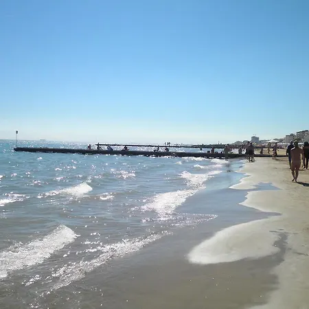 Gigi House -appartamento Piazza Mazzini- 200m Dal Mare דירה