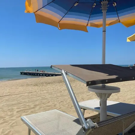 דירה Gigi House -appartamento Piazza Mazzini- 200m Dal Mare לידו די ג'סולו